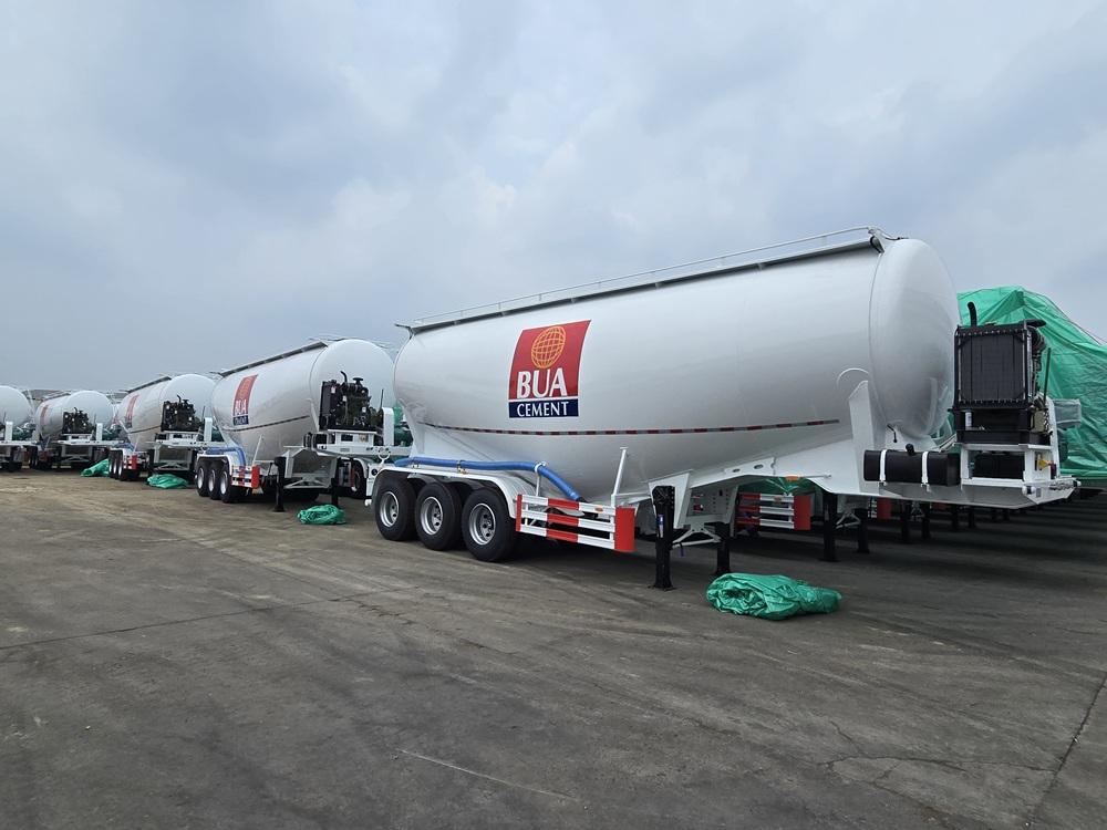 3 axles cement tank trailer(4).jpg 3 axles cement tank trailer(4).jpg